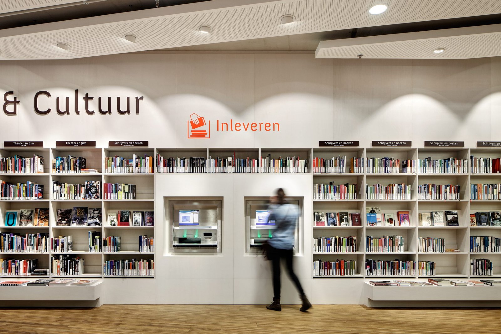 Bibliotheek Arnhem verkozen tot “BESTE bibliotheek van Nederland 2013”
